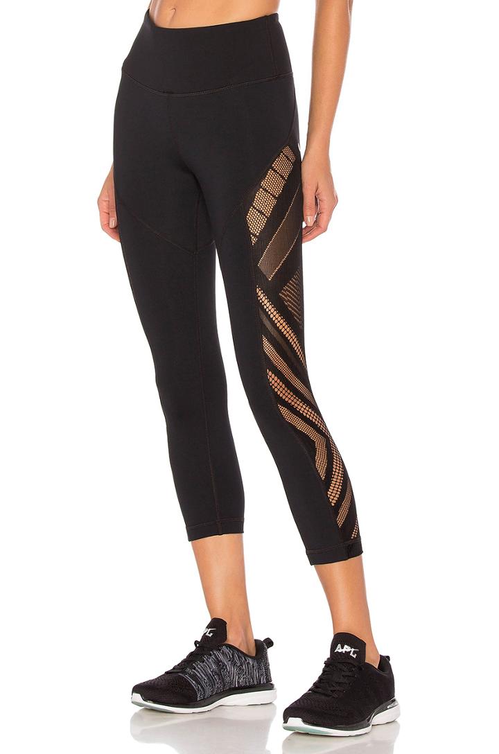 Knockout Capri Legging