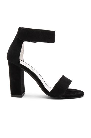 Lindsay Heel