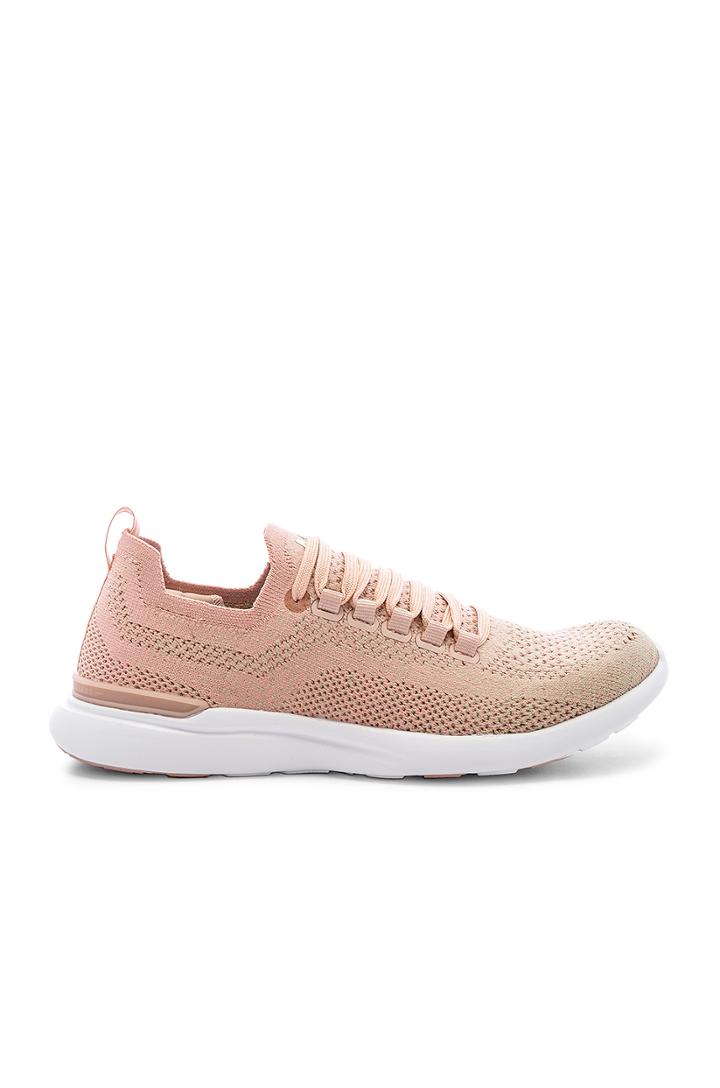 Techloom Breeze Sneaker