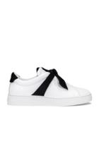 Clarita Sneaker