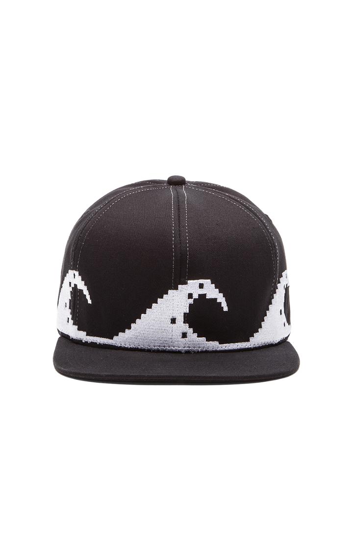 Pixel Wave Hat
