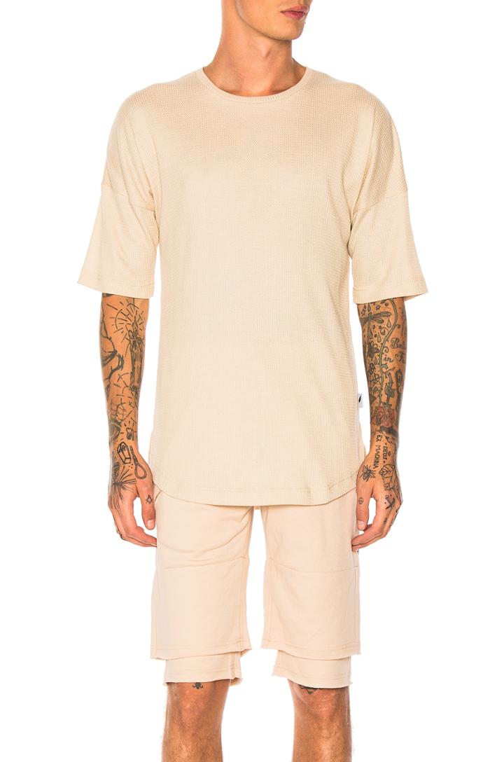 Gaven Tee