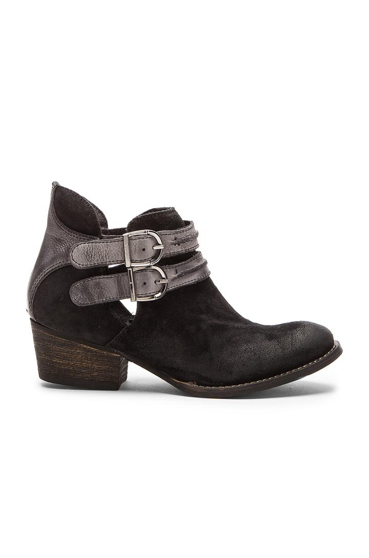 Calista Bootie