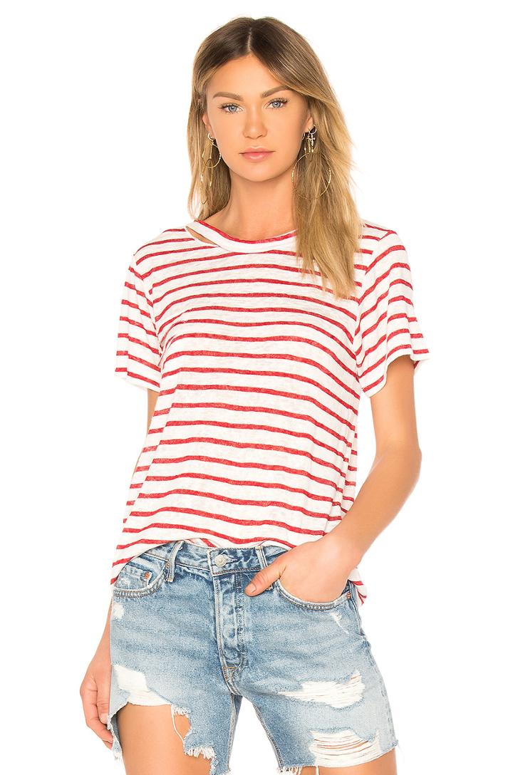 Iles Tee