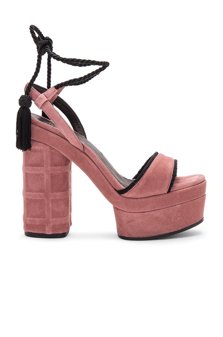 Alamos Heel