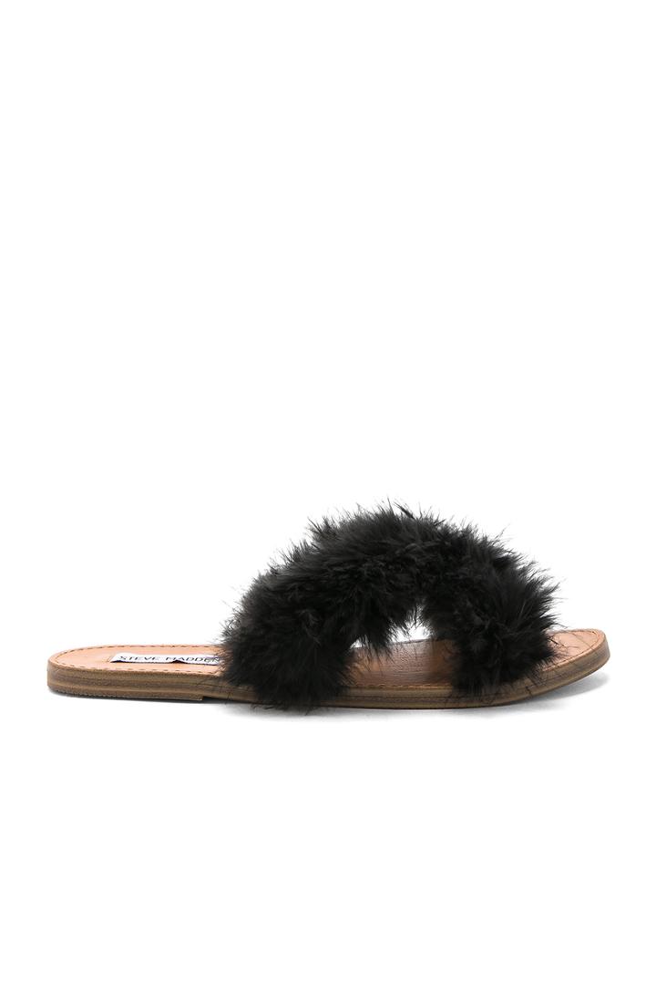 Ciara Slide