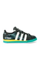 Samba Stan Sneaker