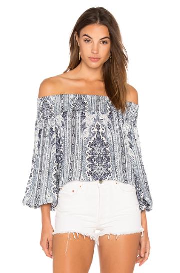 Viola Top