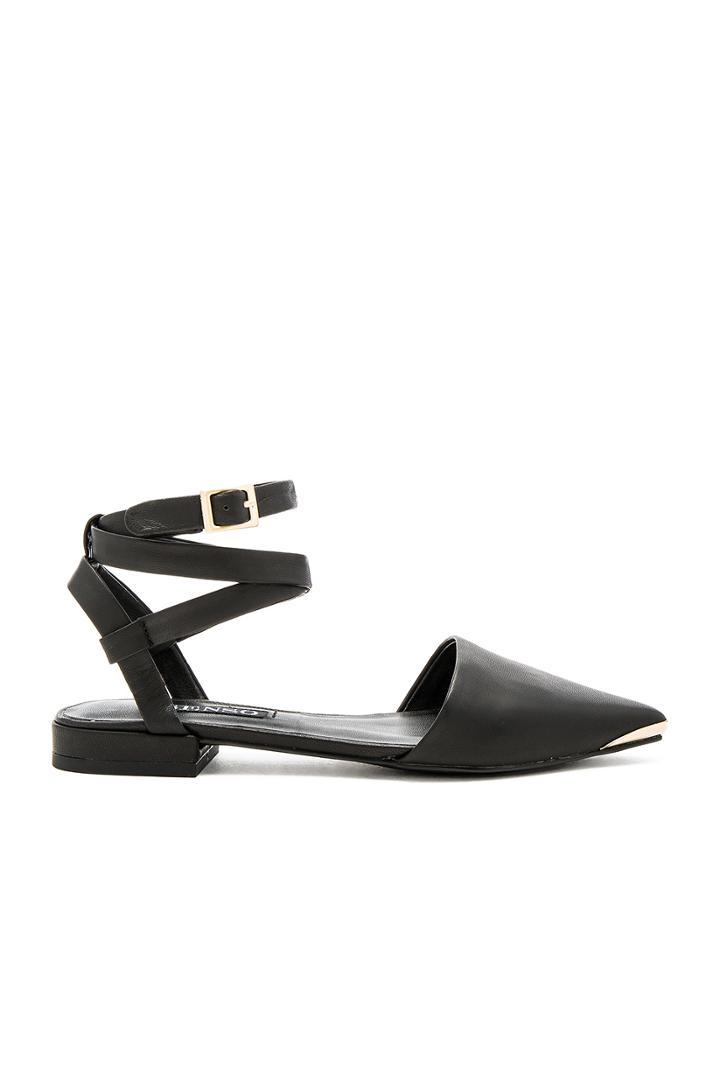 Fleur 1 Flat