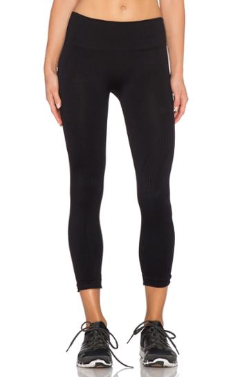 Agility Capri