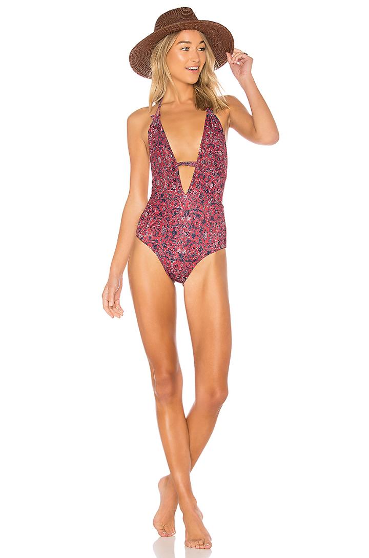 Emme One Piece