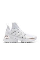 Duel Rise Sneaker