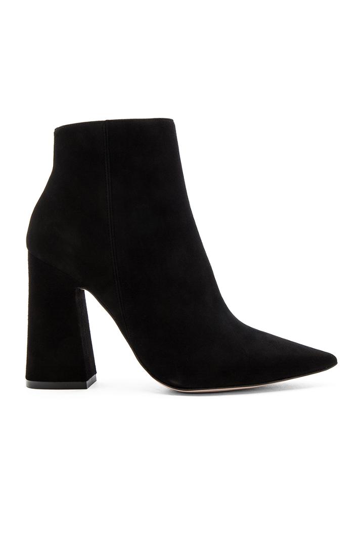 Pointed Toe Boot