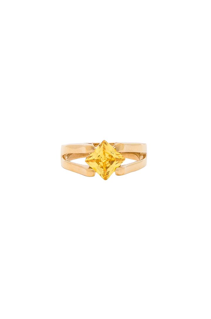The Chateaux Ring