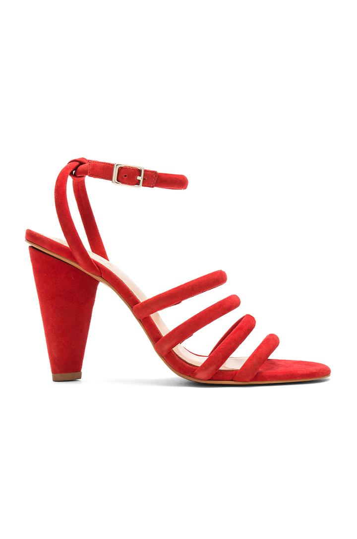 Kaniana Heel