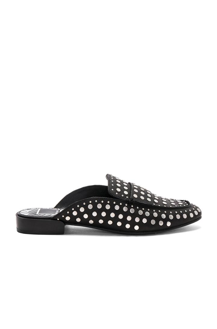 Maura Flat