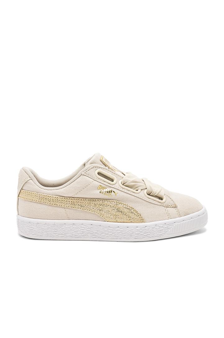 Basket Heart Canvas Sneaker