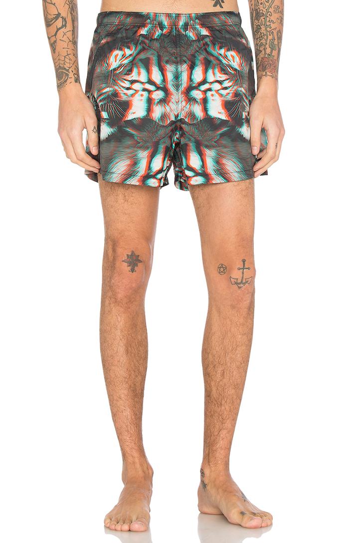 Arnau Beachwear