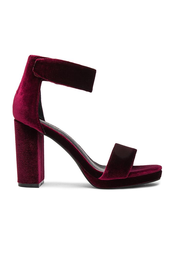 Lindsay Pl Heel