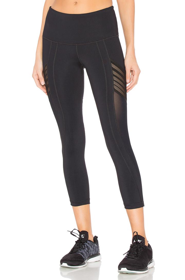 Hustle Capri