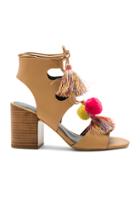 Calissa Heel