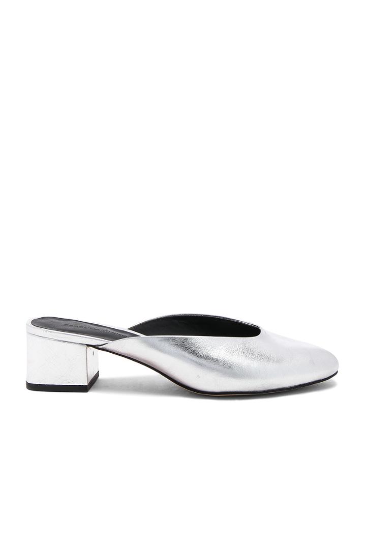 Robyn Mule