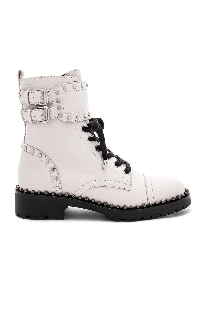 Jennifer Boot