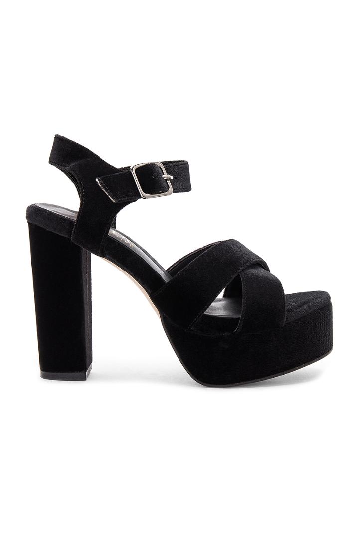 Podium Sandal