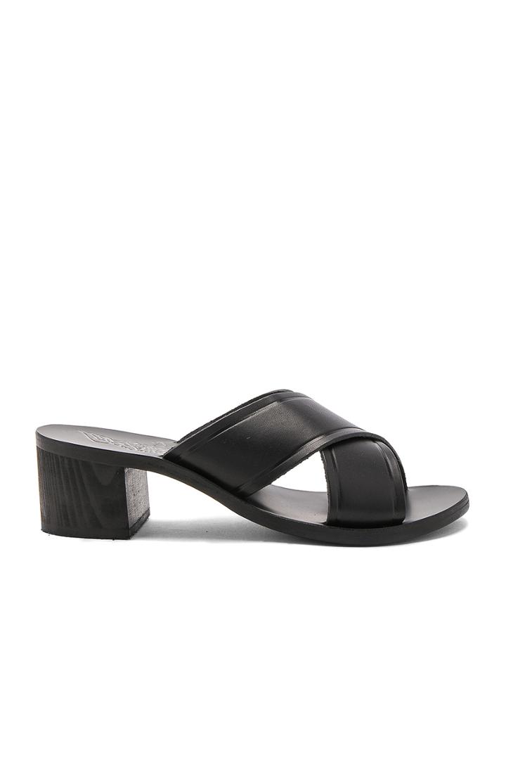 Thais Block Heel