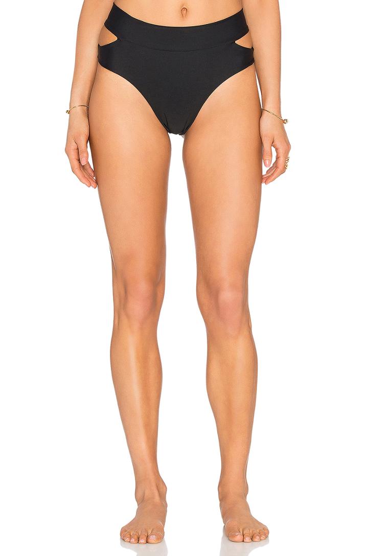 Ali Bottom