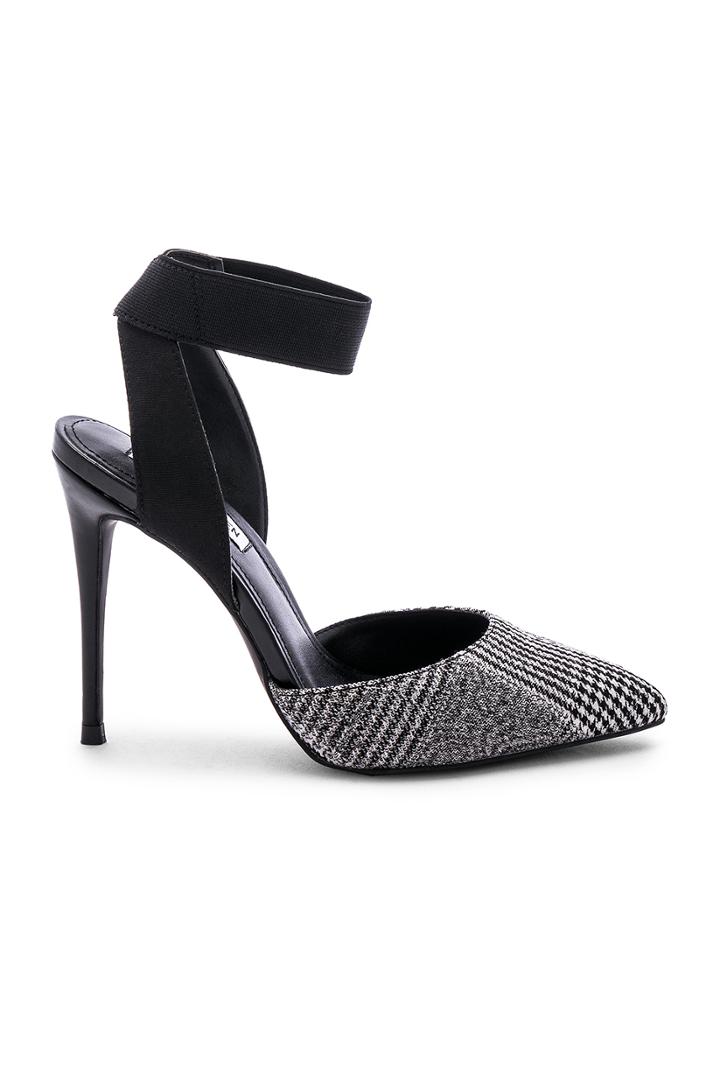 Dion Heel