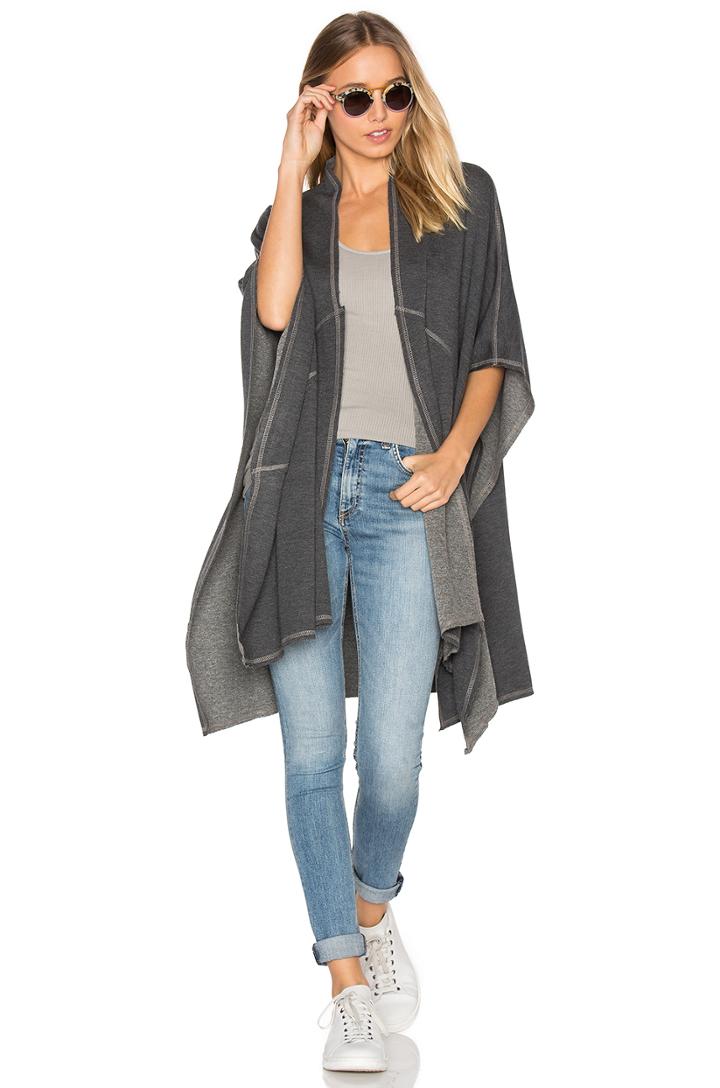 Flora Poncho