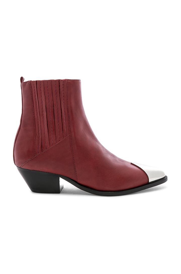 Luccyen Boot