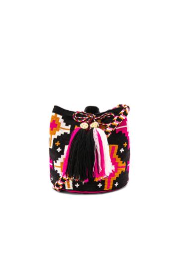 Medium Mochila Bucket Bag