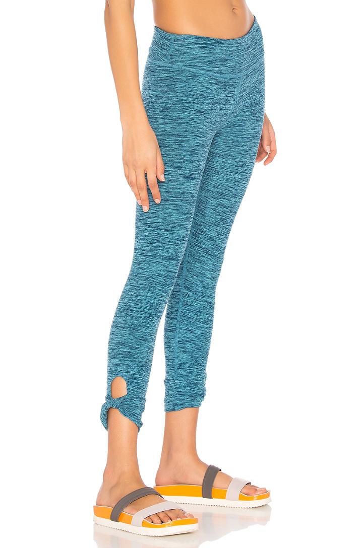 Twist And Shout Capri Legging