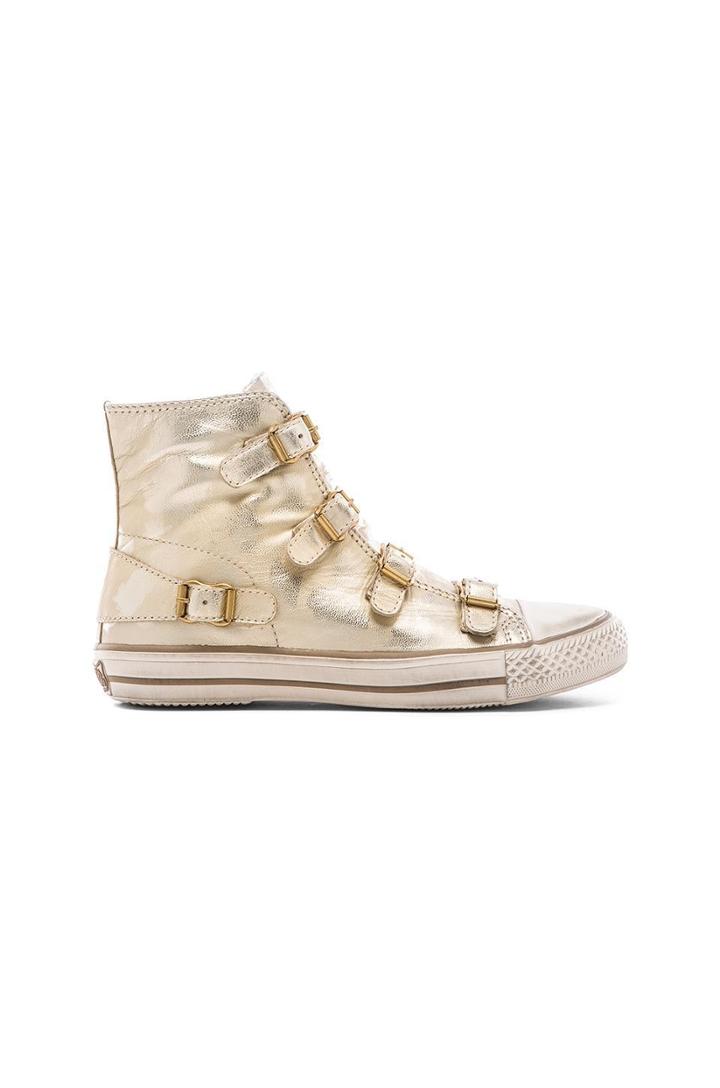 Virgin Sneaker