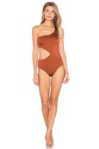The Claudia One Piece