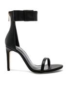Henley Heel