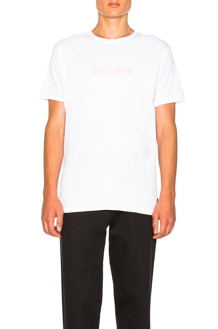 Leisure Tee In White