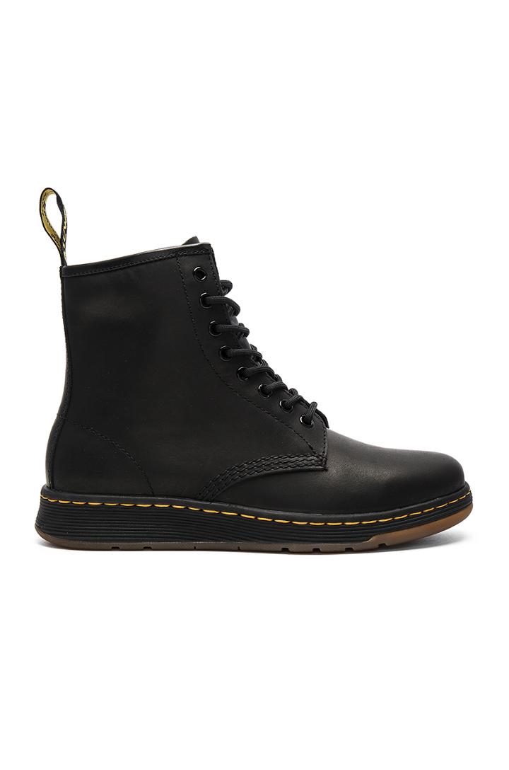 Newton 8 Eye Boot