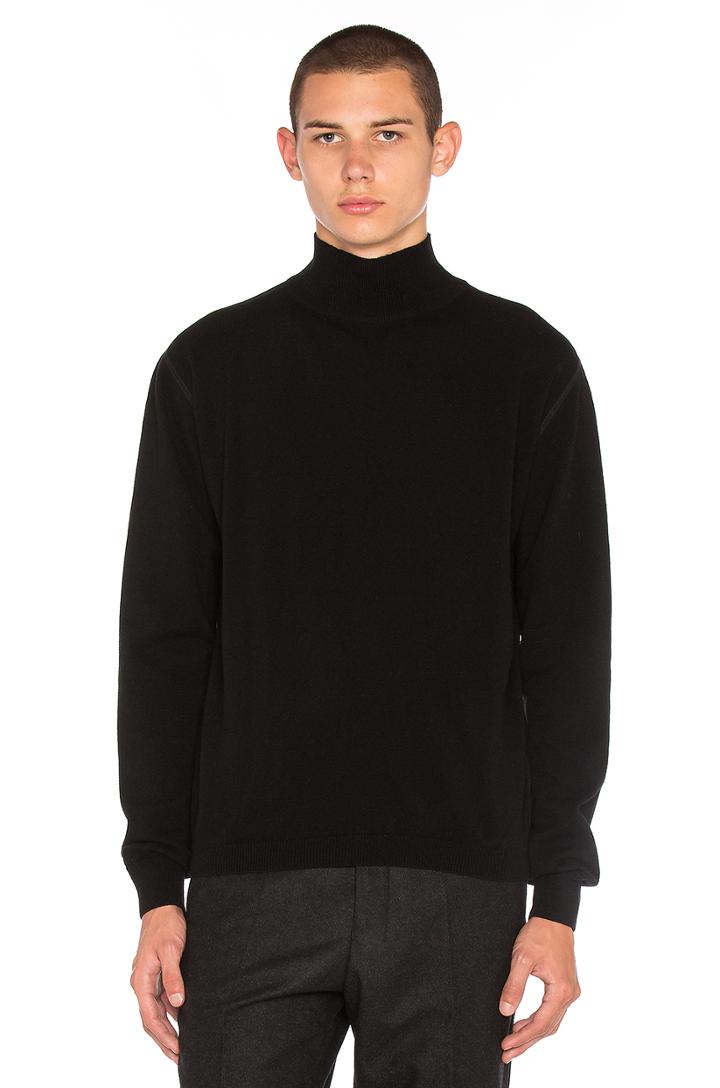 Base Turtleneck