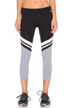 Side Step 7/8 Legging