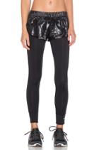 Essentials Short Tight