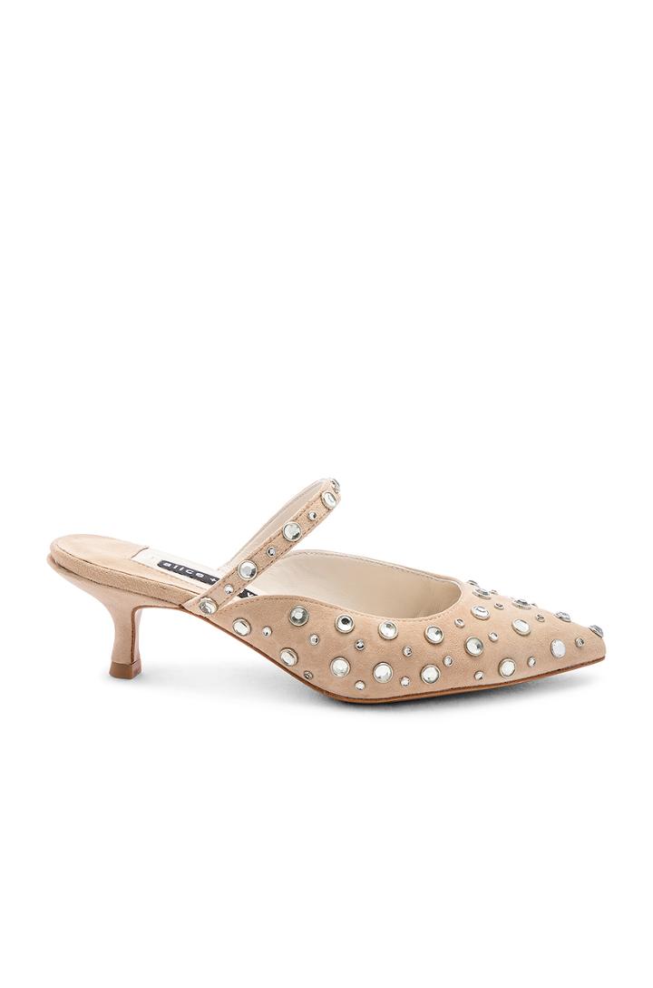 Marrgo Heel