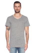 Curve U-neck