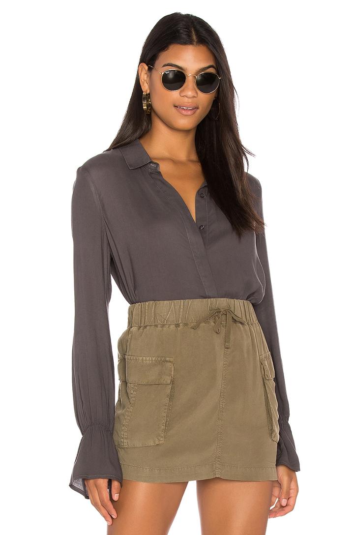 Ruffled Back Collared Shirt