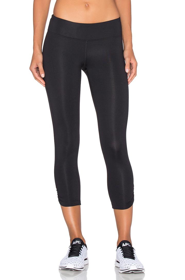 Lustrous Capri Legging