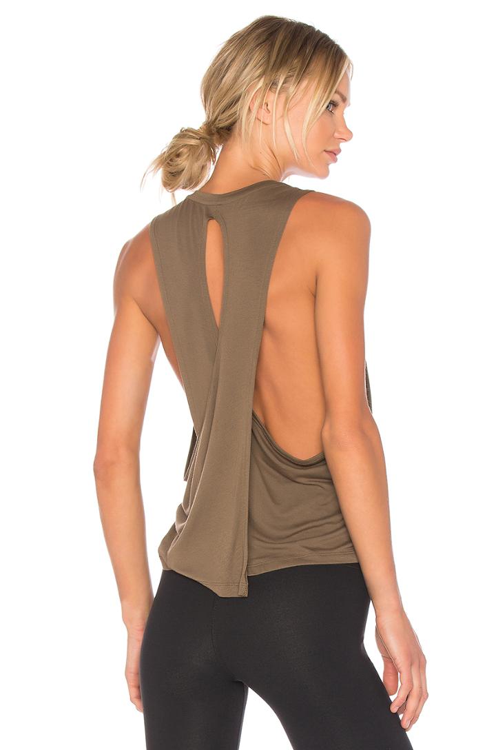 Wrap Around Tank