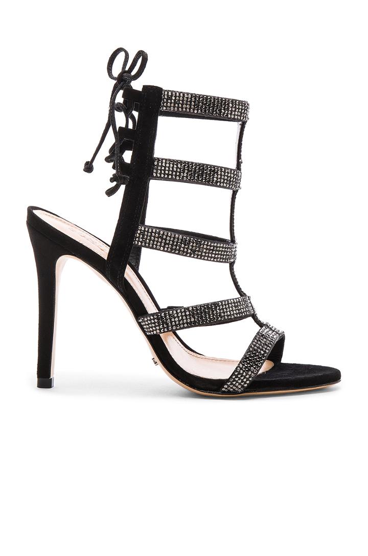 Emma Heel