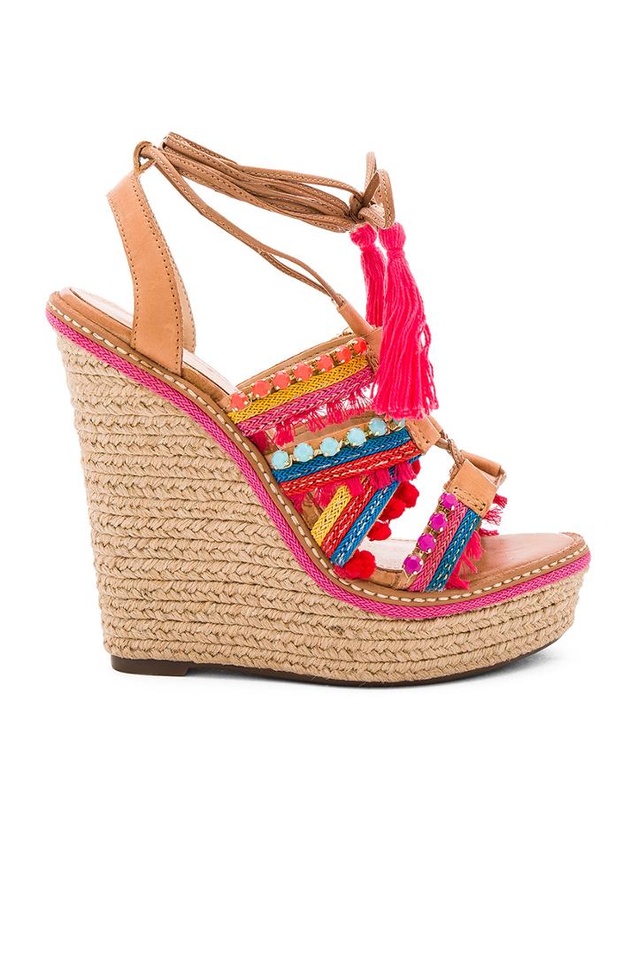 Mella Wedge